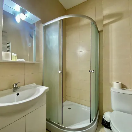 Catalina Summerland Apartment *