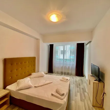 Catalina Summerland Apartment