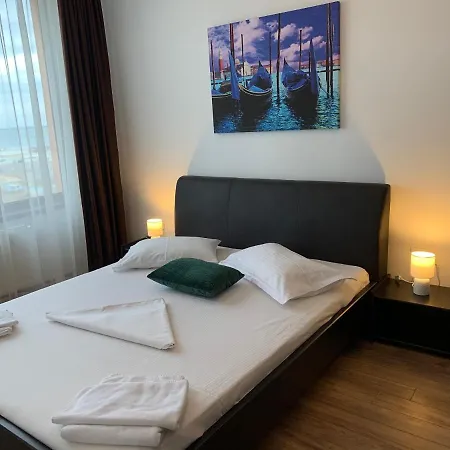 Catalina Summerland Apartment